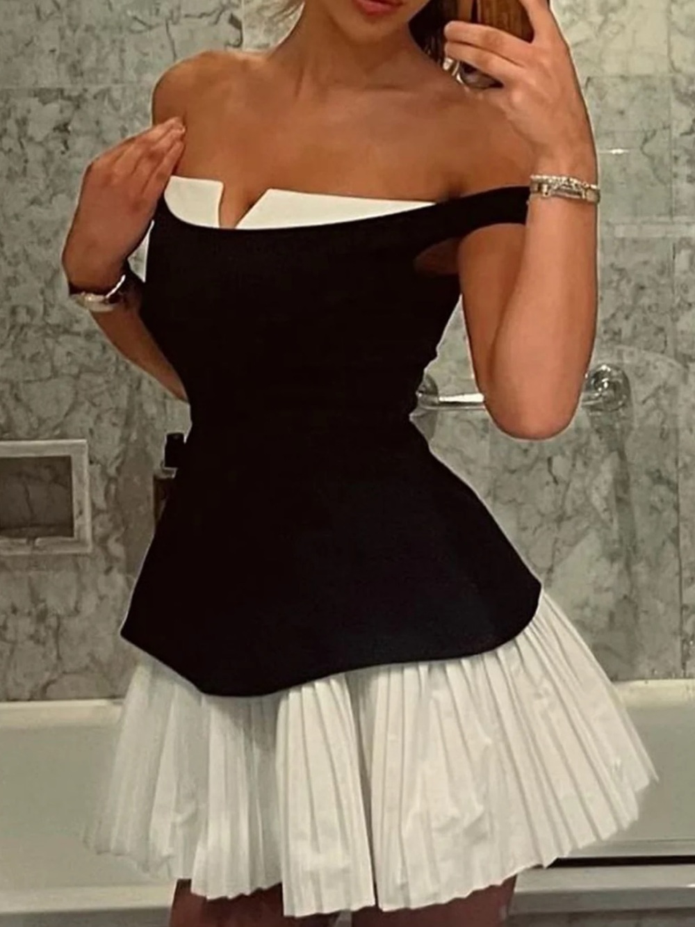 Commense: Patchwork Off Shoulder Pleated Mini Dress - Picture 4 of 9